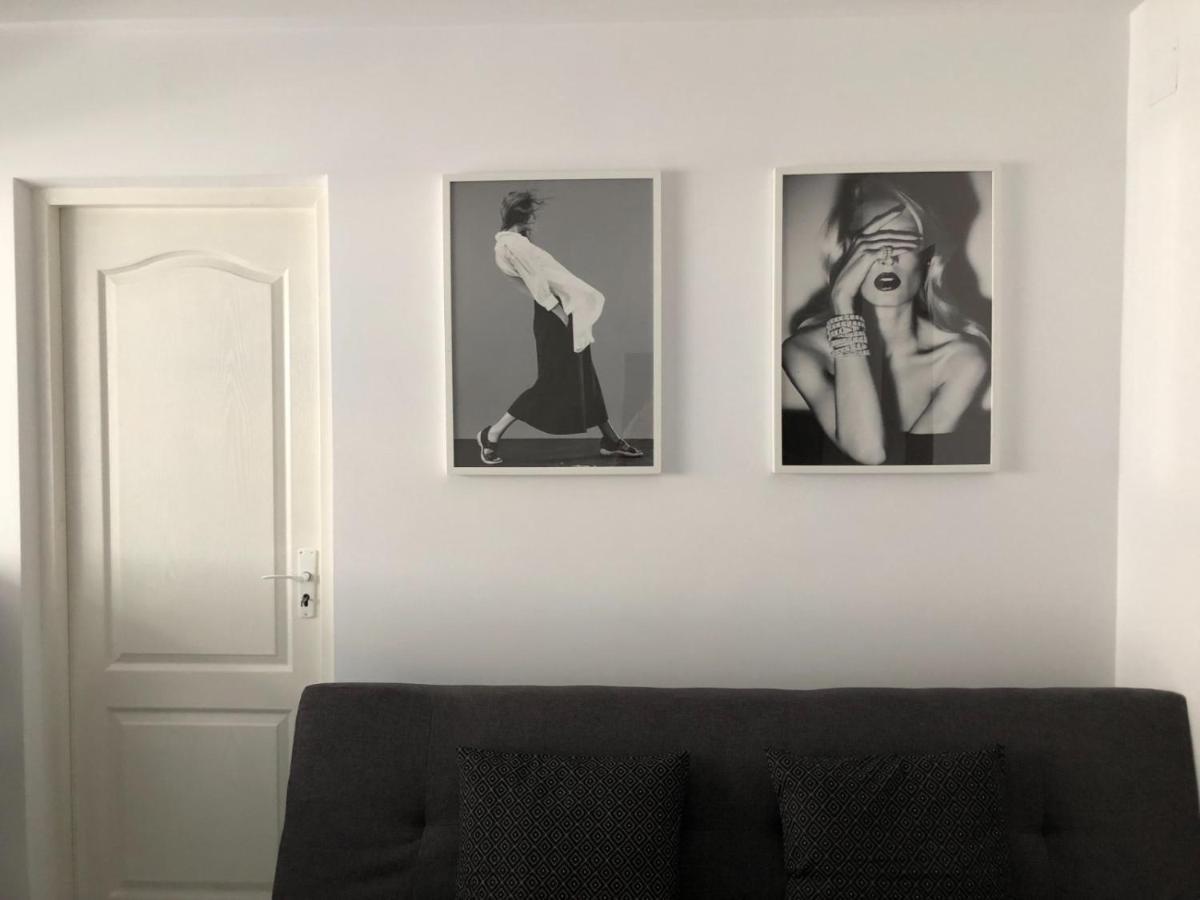 Staycity Modern Apartment Bukarest Eksteriør billede
